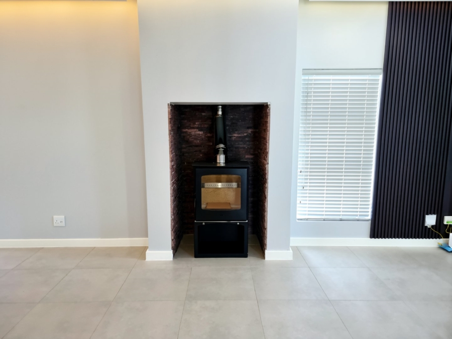 4 Bedroom Property for Sale in Sandown Western Cape